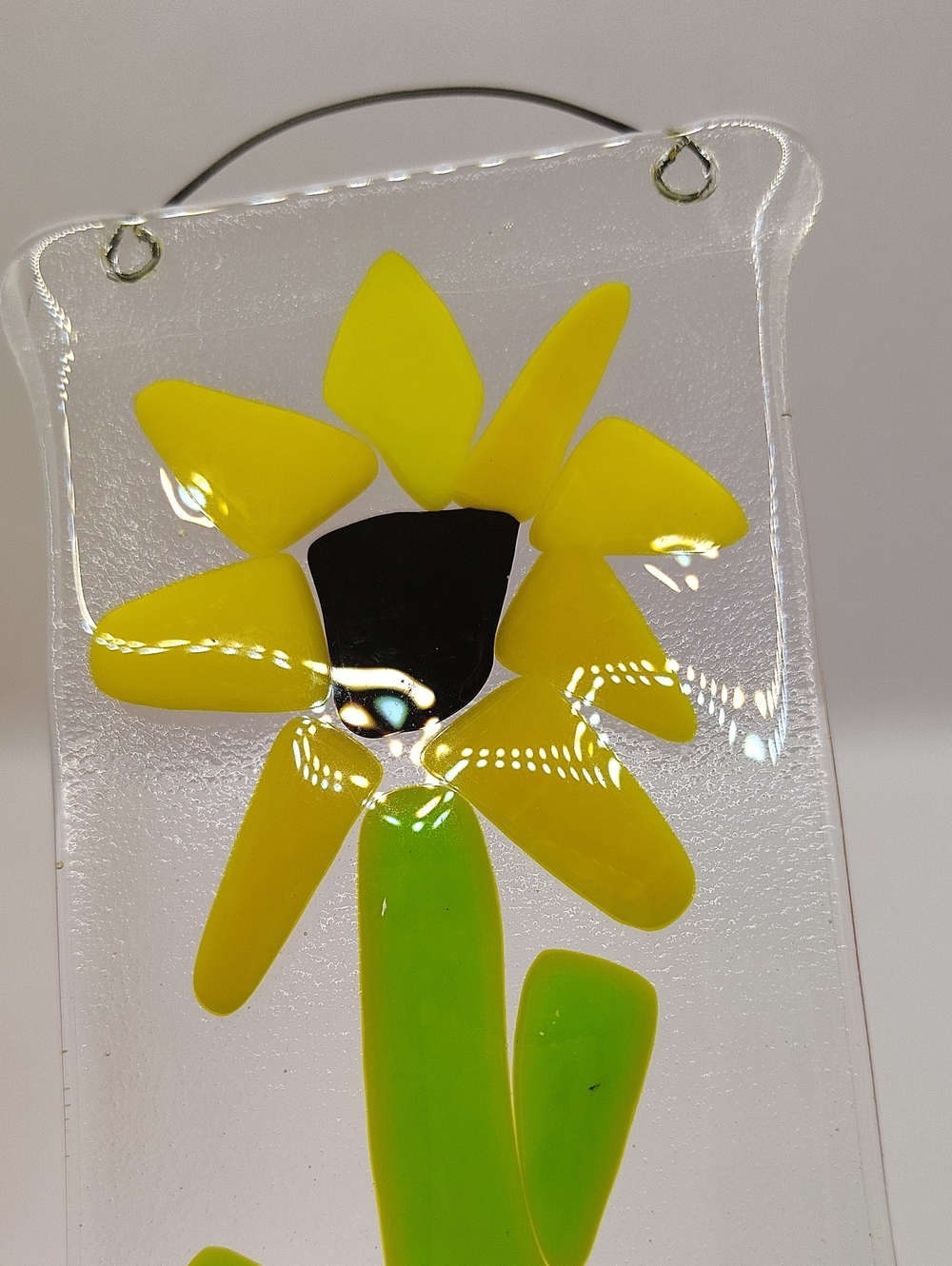 Unique Small Handmade Fused Glass Sunflower Wall Hanging - Unsigned - Picture 4 of 4